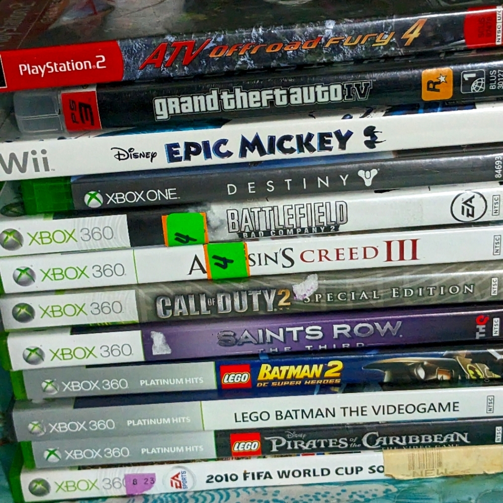 Video game lots of 12